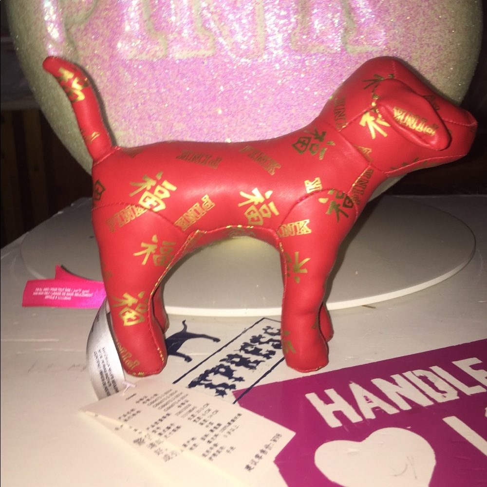 Victoria’s Secret pink dog